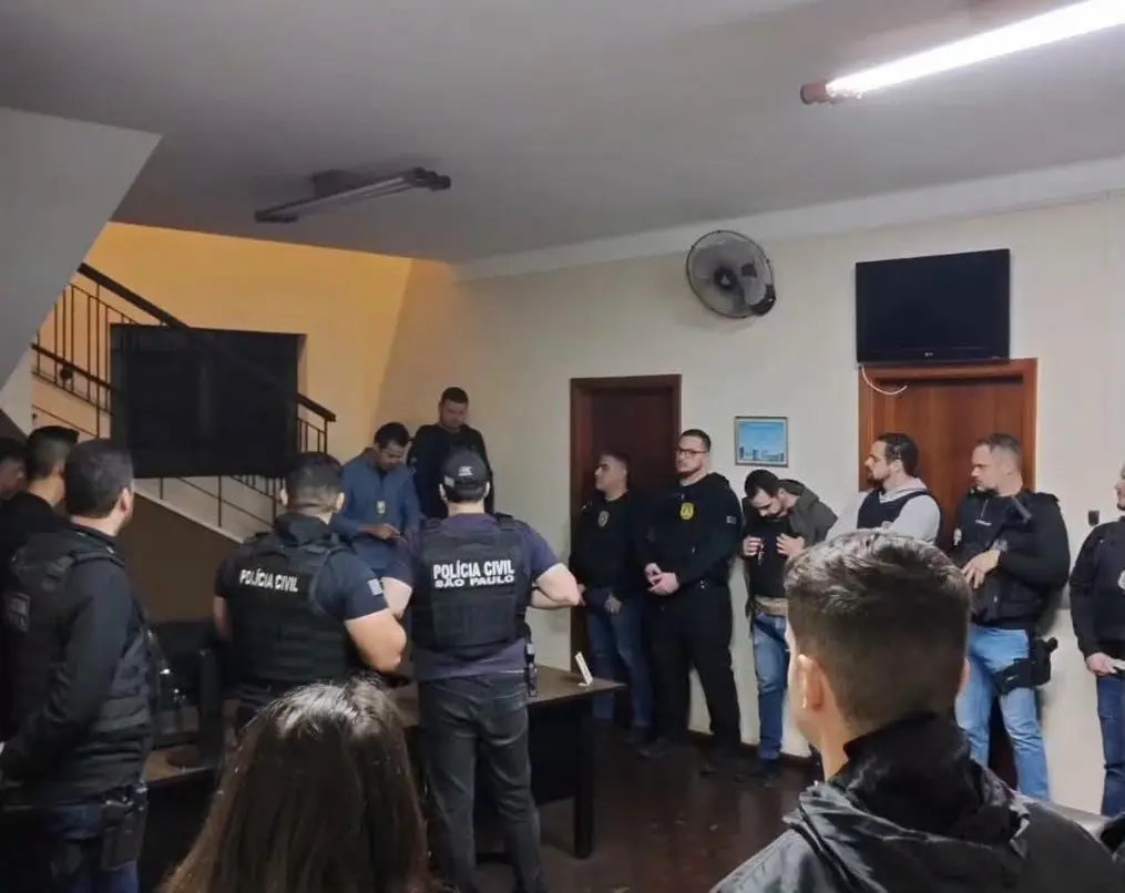 Operação Veritas Vincit desmantela esquema contra vereador 6 A Polícia Civil esclarece roubo contra vereador de Assis e revela motivações político-administrativas ligadas a integrantes da gestão municipal.