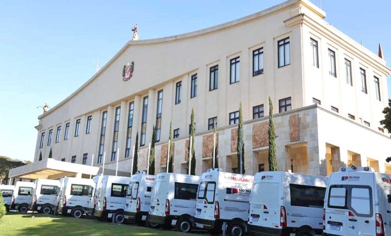 Entrega faz parte da estrategia estadual de fortalecer a rede publica de saude e apoiar as administracoes municipais na oferta de transporte sanitario