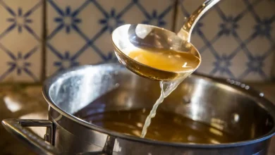 O inverno chegou e a vontade de comer alimentos calóricos aumenta. Descubra estratégias práticas para manter sua dieta saudável nesta estação.