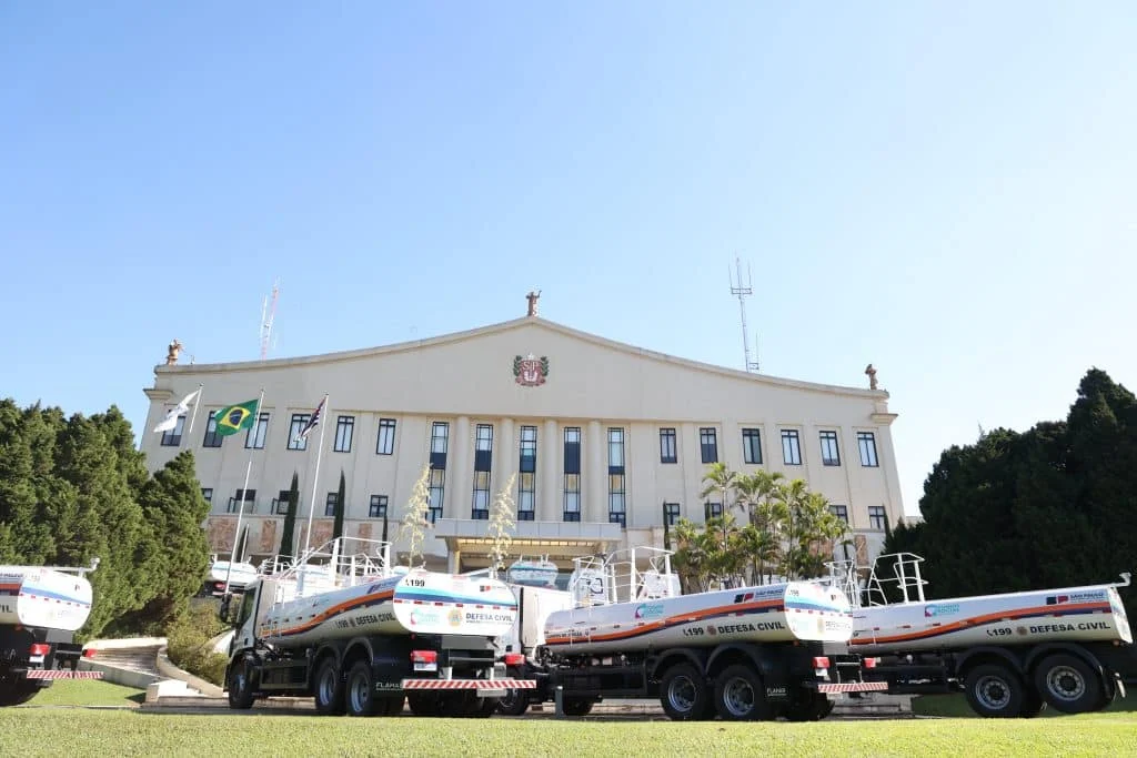 Paraguaçu Paulista Ganha Ambulância do SUS em Repasse do Governador Tarcísio 2 Governo de SP Defesa Civil