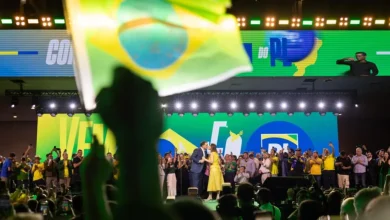 O Partido Liberal projeta forte influência de Michelle Bolsonaro nas eleições de 2026, focando no engajamento feminino para fortalecer a legenda nacionalmente.