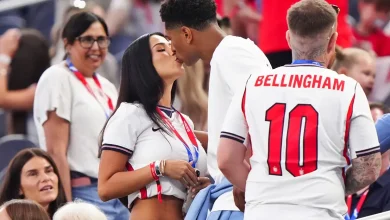 O craque Jude Bellingham vive um novo capítulo amoroso de forma discreta. Descubra os detalhes sobre a vida pessoal da estrela do futebol mundial.