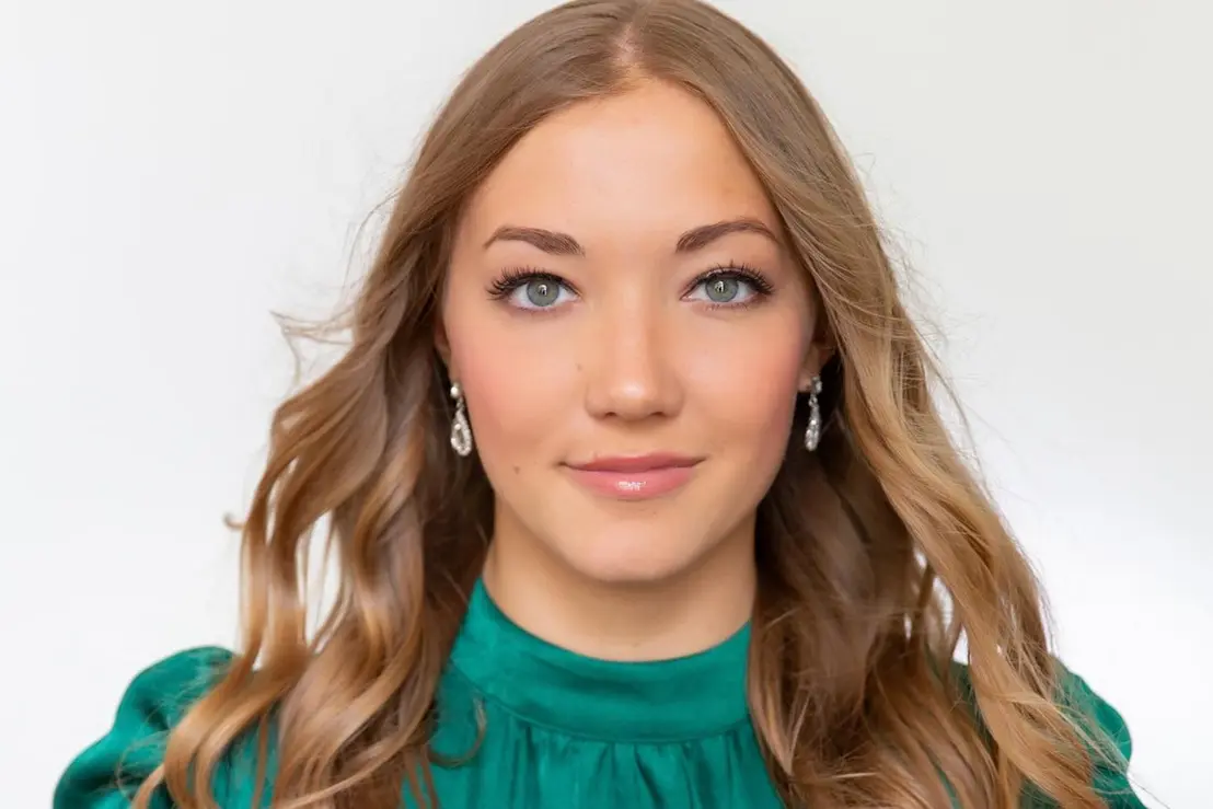 Aos 21 anos, a candidata ao concurso Miss Brynn Carnesecca faleceu tragicamente, apenas um mês antes da competição. Conheça os detalhes do caso.