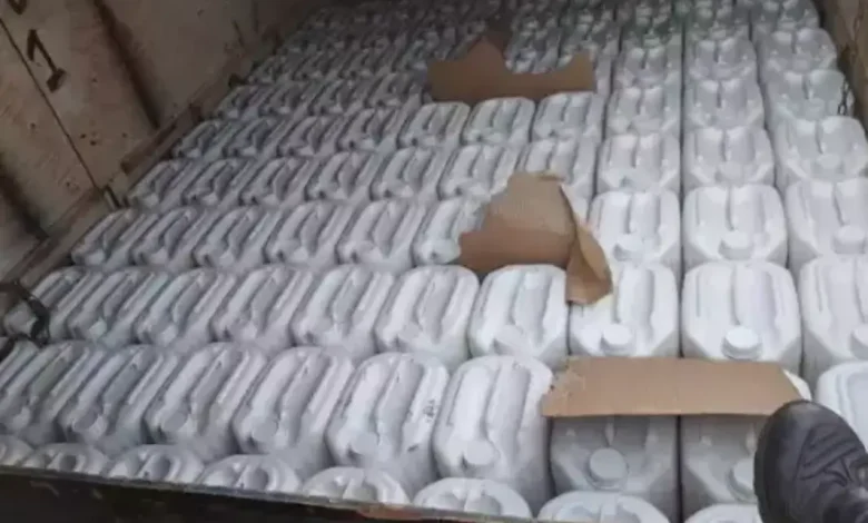 Motorista é condenado pela Justiça após ser flagrado transportando quase uma tonelada de agrotóxicos ilegais em Mato Grosso do Sul. Confira os detalhes.