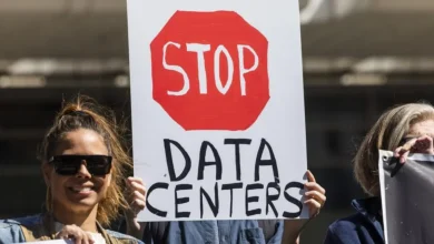 A construção de grandes data centers nos EUA está no centro de intensos debates. Entenda os impactos energéticos e sociais que preocupam comunidades locais.