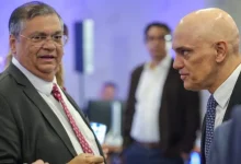 Ministros do STF cobram tribunais sobre pagamentos extras e penduricalhos que elevam salários do funcionalismo público acima do teto constitucional.