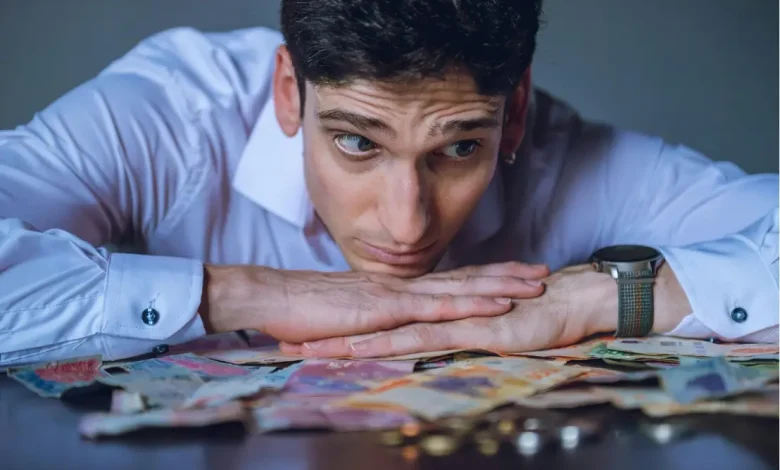 Conheça o Loud Budgeting, a nova tendência da Geração Z que incentiva a transparência financeira e o fim dos tabus sobre gastos pessoais. Confira os detalhes.