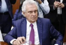 O governador Ronaldo Caiado analisa como a postura do republicano Marco Rubio sobre tarifas pode impactar politicamente o governo Lula e as relações comerciais.