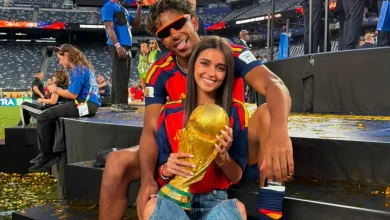 Após a vitória na Eurocopa, Lamine Yamal recebe declaração pública de sua namorada, celebrando seu papel como protagonista e campeão.