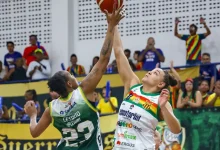 Acompanhe o duelo entre Unimed Campinas e Sampaio Basquete pela LBF. Saiba onde assistir a este grande confronto do basquete feminino brasileiro.