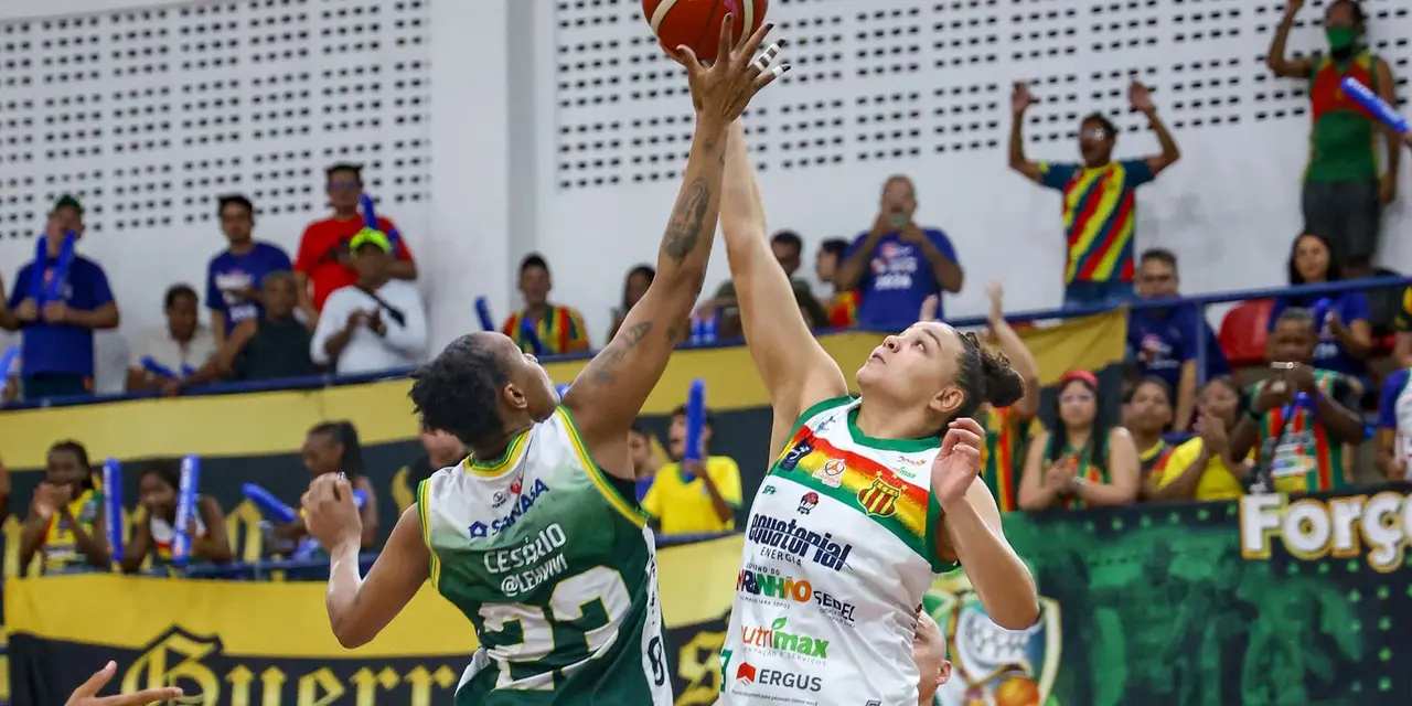 Acompanhe o duelo entre Unimed Campinas e Sampaio Basquete pela LBF. Saiba onde assistir a este grande confronto do basquete feminino brasileiro.