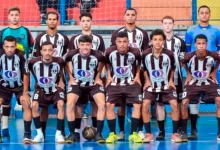 A equipe Amigos de Lutécia brilhou nas quadras de Paraguaçu Paulista, garantindo o vice-campeonato no torneio local de Futsal Livre.
