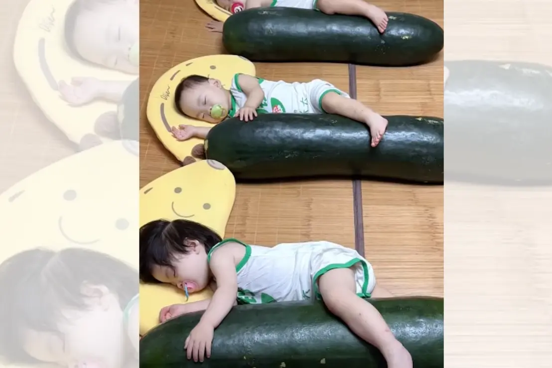 Pais na China usam melões gigantes para refrescar bebês 6 Uma tendência curiosa surge na China: pais estão usando melões gigantes como piscinas improvisadas para aliviar o calor intenso em bebês. Veja os detalhes.