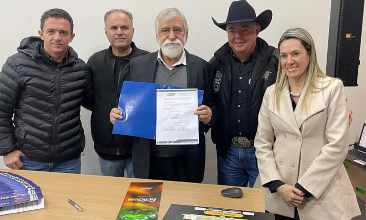 A organização da FICAR 2026 confirma ação social inédita: 10% da venda de camarotes será revertida para a Santa Casa de Assis. Confira os detalhes.