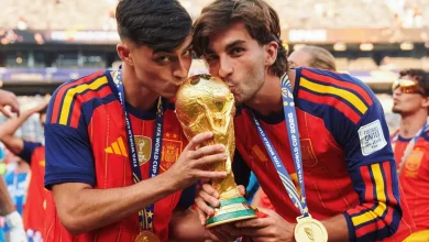 Os jogadores Ferran Torres e Pedri, da seleção espanhola, viraram alvo de especulações nas redes sociais. Entenda o que há de real nos boatos sobre a dupla.