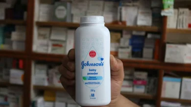 A Johnson & Johnson ofereceu US$ 8 bilhões para encerrar milhares de processos judiciais envolvendo alegações de que seu talco causaria câncer.
