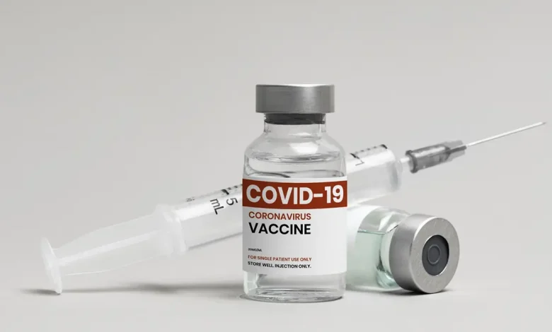 A Anvisa definiu novas regras para a atualização das vacinas contra a Covid-19, visando maior eficácia contra as variantes em circulação. Confira os detalhes.