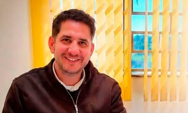 Despedida de Victor Zandonadi acontece neste sábado em Cruzália 4 A cidade de Cruzália se prepara para o último adeus a Victor Zandonadi neste sábado. Confira os detalhes sobre o velório e o sepultamento.