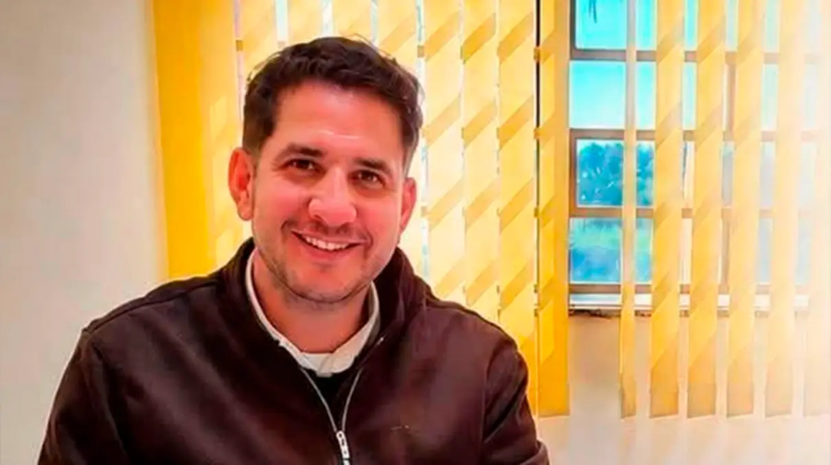Despedida de Victor Zandonadi acontece neste sábado em Cruzália 6 A cidade de Cruzália se prepara para o último adeus a Victor Zandonadi neste sábado. Confira os detalhes sobre o velório e o sepultamento.