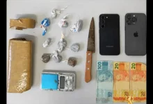Uma operação policial em Iepê resultou na prisão de uma mulher após a apreensão de quase meio quilo de maconha em sua residência. Confira os detalhes.
