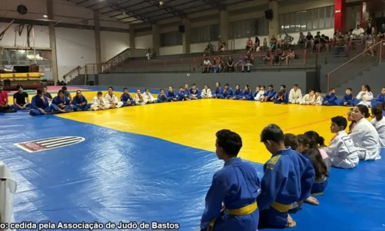 Atletas de judô de Bastos realizam preparação intensa para o 11º Torneio de Judô Isaburo Suto, que será realizado em Paraguaçu Paulista.