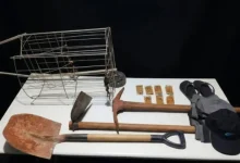 Polícia Militar de Maracaí prende homem de 32 anos suspeito de furtar Cemitério Municipal e um trailer de lanches. Confira os detalhes desta ocorrência.