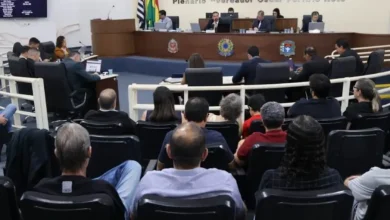 Vereadores de Paraguaçu Paulista cobram explicações de Antian 2 Câmara Municipal de Paraguaçu Paulista intensifica fiscalização e apresenta 22 requerimentos questionando ações da administração do prefeito Antian.