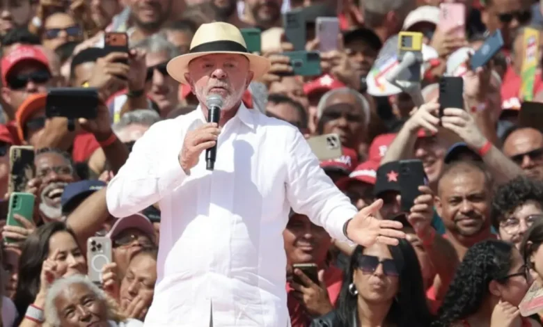O presidente Lula reafirmou a importância do enriquecimento de urânio pelo Brasil para garantir a soberania energética e o uso pacífico da tecnologia nuclear.