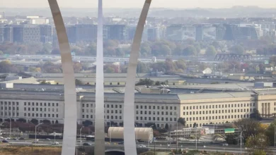 Os Estados Unidos oficializaram a transferência da liderança no apoio militar à Ucrânia para a OTAN, buscando garantir a continuidade estratégica do suporte.