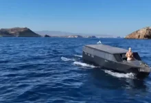 Conheça a história do finlandês que cruzou a Europa em um barco movido a energia solar construído por ele mesmo. Uma jornada de inovação e sustentabilidade.