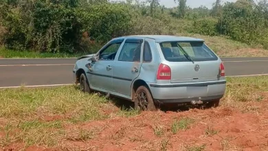 Um grave acidente de carro deixou um morador de Assis ferido após capotamento em rodovia que liga o município a Lutécia. Confira os detalhes da ocorrência.