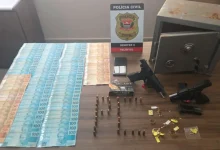 Uma grande operação contra o tráfico de drogas e comércio ilegal de armas resultou na prisão de 11 pessoas em Assis. Confira os detalhes desta ação.