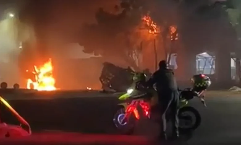 Uma violenta explosão de um carro-bomba nas proximidades de uma delegacia em Cúcuta, na Colômbia, deixou pelo menos 10 feridos. Confira os detalhes.