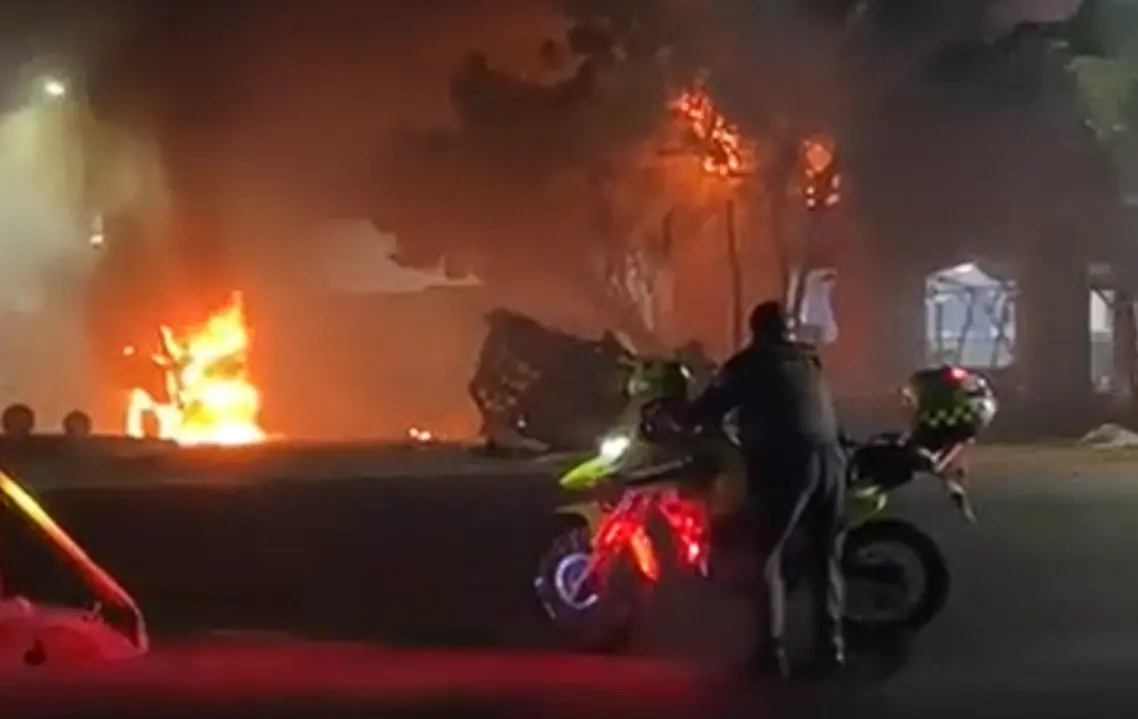 Uma violenta explosão de um carro-bomba nas proximidades de uma delegacia em Cúcuta, na Colômbia, deixou pelo menos 10 feridos. Confira os detalhes.