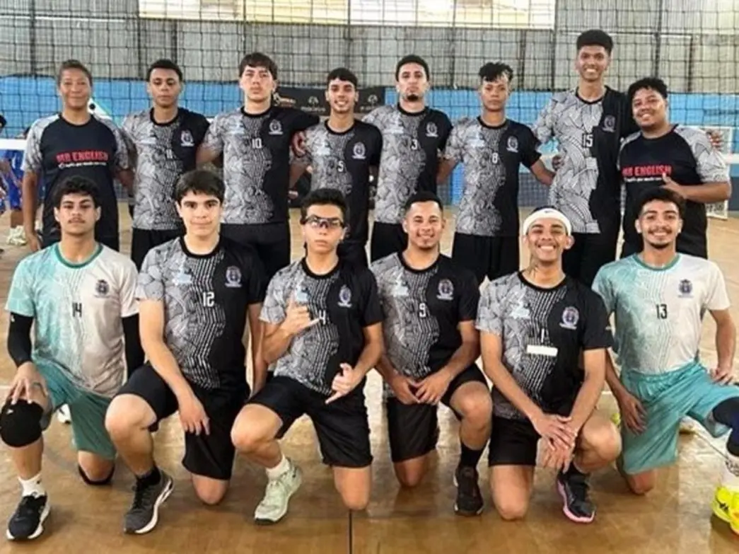 Vôlei Sub-21 de Paraguaçu Paulista brilha na Super Liga Regional 6 A equipe de vôlei masculino Sub-21 de Paraguaçu Paulista intensifica preparação e entra em quadra pela Super Liga Regional. Confira os detalhes desta disputa.