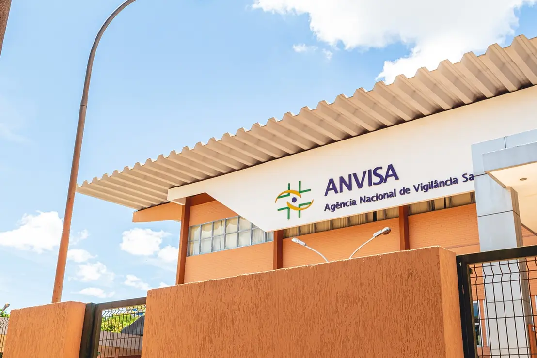 A Anvisa determinou a proibição da venda de diversas marcas de sal encontradas na internet que não possuem registro e normas de segurança. Confira os detalhes.