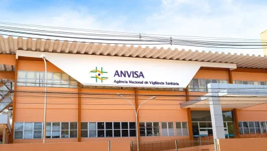 A Anvisa determinou a proibição imediata da comercialização de produtos irregulares como o 'Ozempic natural' e um lote específico do hormônio Nebido.