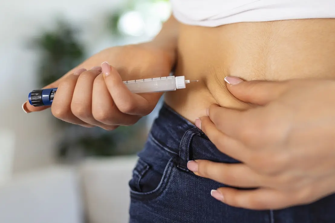Anvisa aprova segundo genérico da semaglutida no Brasil 6 A Anvisa autorizou a produção do segundo medicamento genérico da semaglutida no Brasil, ampliando o acesso a tratamentos para diabetes e obesidade.