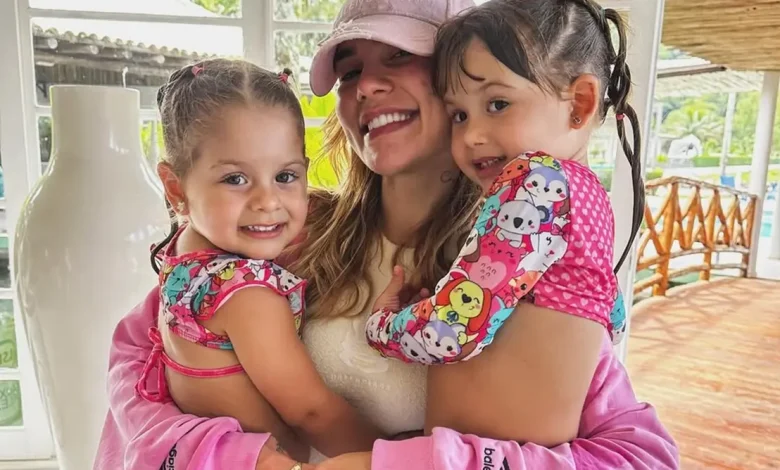 A influenciadora Virginia Fonseca confirmou que as filhas Maria Alice e Maria Flor passaram por procedimentos cirúrgicos recentemente. Saiba mais detalhes.