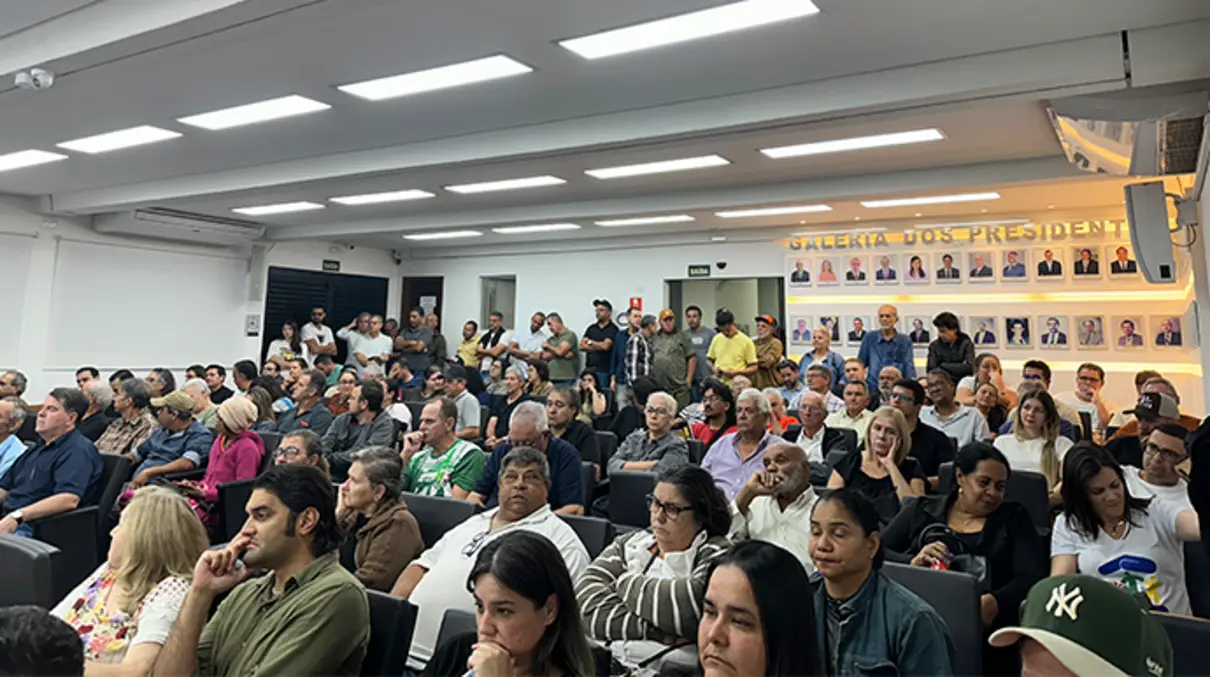 Relatório final da CPI em Assis solicita o indiciamento de Telma Spera, apontando falhas graves, obstrução de justiça e arquivamento de investigações internas.