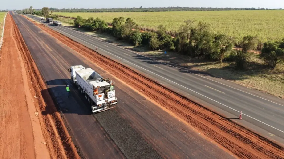 A Eixo SP intensifica o alerta sobre os perigos da desatenção ao volante na Rodovia Manilio Gobbi, entre Assis e Paraguaçu Paulista. Confira os cuidados.