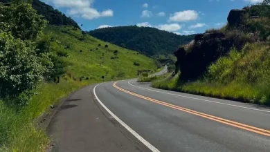 Analisamos a responsabilidade do DER-SP na manutenção das rodovias da região de Assis. Confira os desafios para a segurança dos motoristas.