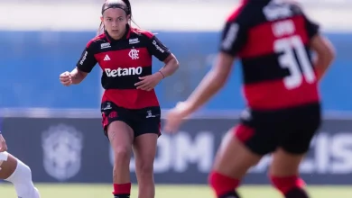 A última rodada da primeira fase do Brasileirão Feminino promete fortes emoções. Seis clubes brigam pelas últimas vagas nas quartas de final neste sábado.