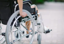 Aos 13 anos, um jovem dedicou 300 horas para projetar uma cadeira de rodas impressa em 3D para ajudar um bebê a ter mais mobilidade. Confira essa história.