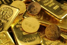 Trabalhadores encontram moedas e barras de ouro durante uma escavação em Bruxelas, na Bélgica. Saiba detalhes desta descoberta arqueológica surpreendente.