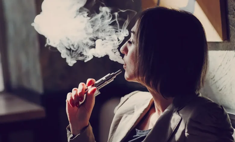 Estudos recentes revelam como o uso de cigarros eletrônicos afeta células embrionárias, trazendo novos alertas sobre os riscos do vaping para a saúde pública.