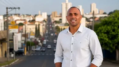 A cidade de Assis vive um momento de apreensão com o aumento da violência. População exige medidas eficazes das autoridades para restaurar a paz local.