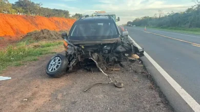 Acidente grave na SP-421 em Rancharia deixa motorista ferida 2 Motorista é socorrida após colisão traseira contra carreta na Rodovia Prefeito Homero Severo Lins, em Rancharia. Confira os detalhes do atendimento.