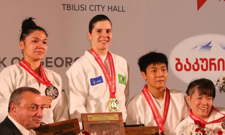 O Brasil dominou o tatame e conquistou três medalhas de ouro no Mundial Paralímpico de Judô. Confira os detalhes dessa vitória histórica!