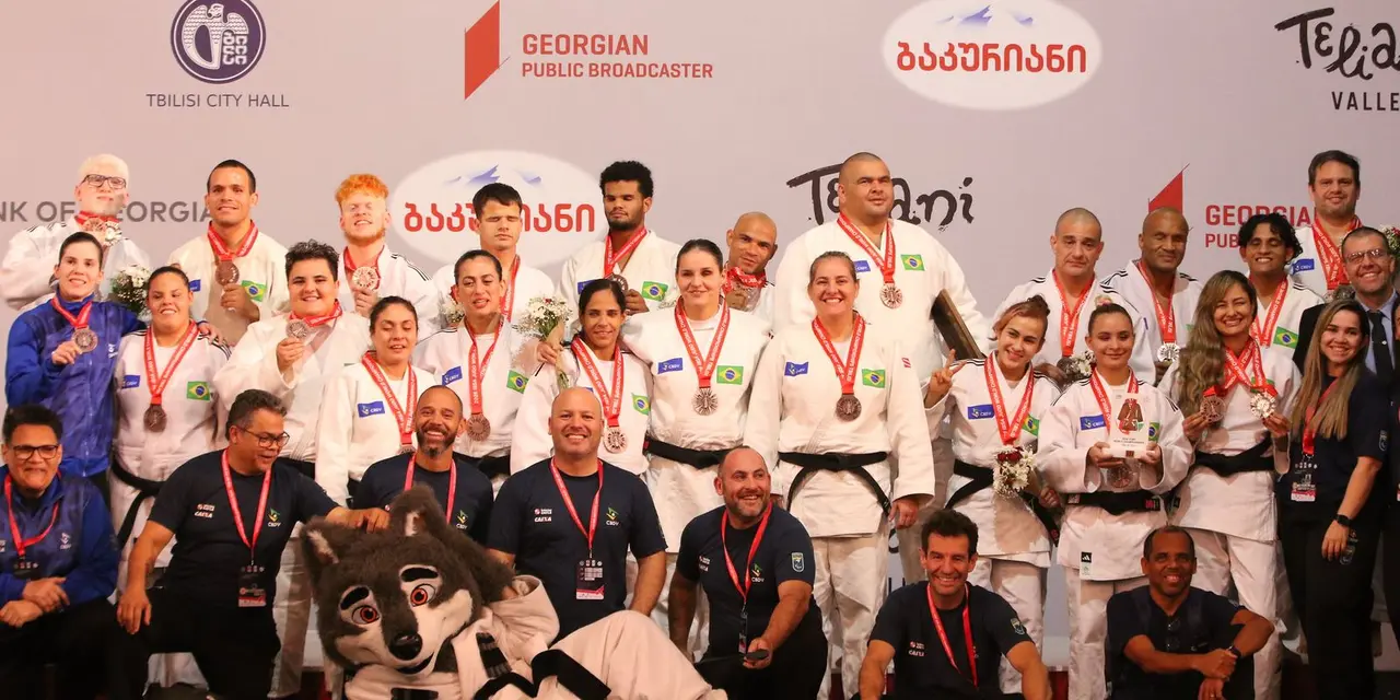 Atletas brasileiros brilham e conquistam medalhas de bronze nos Mundiais Paralímpicos de Judô e Triatlo. Confira os detalhes das conquistas!